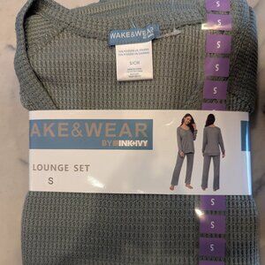 wake & wear by Ink + Ivy Vintage Olive 2 Pc Lounge Set- BNWT
